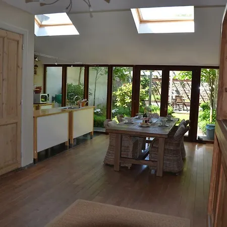 Vakantiehuis Ademkeer בית נופש *
